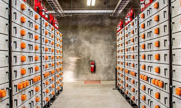 Utilities Are Starting To Invest In Big Batteries.